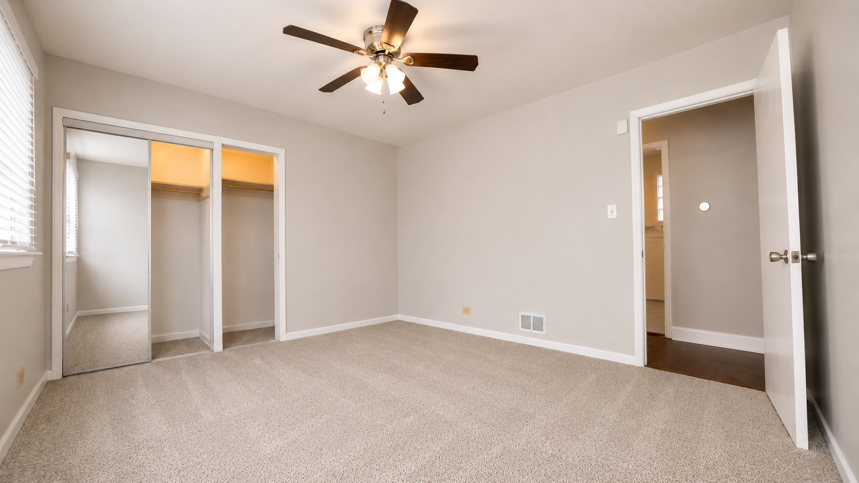 9348 S Michigan Avenue Property Photo 8