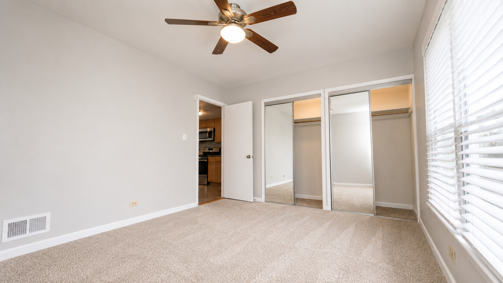 9348 S Michigan Avenue Property Photo 11