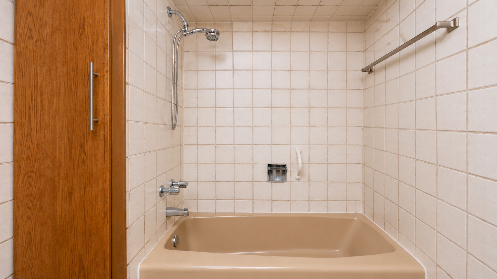 9348 S Michigan Avenue Property Photo 14