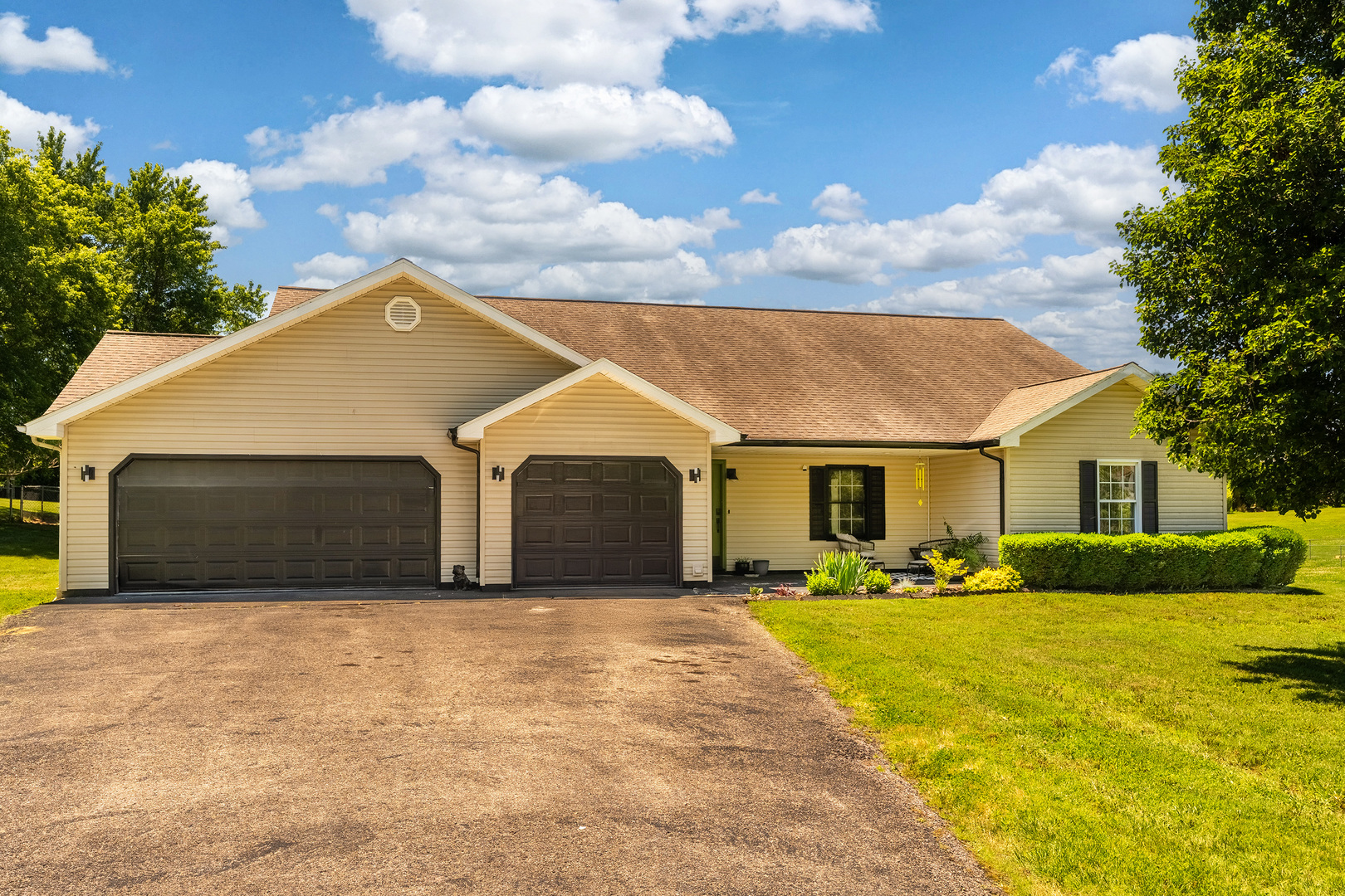 1437 Dogwood Road Property Photo 2