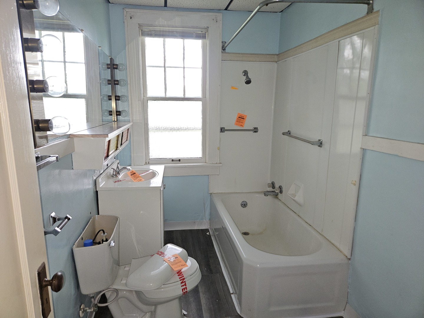 402 E 5th Street Property Photo 18