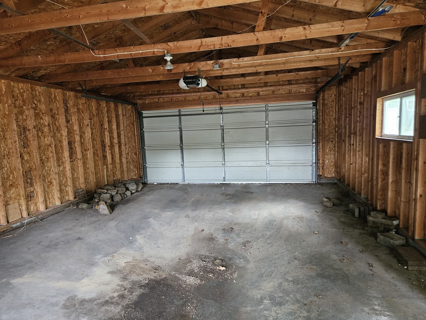 402 E 5th Street Property Photo 29