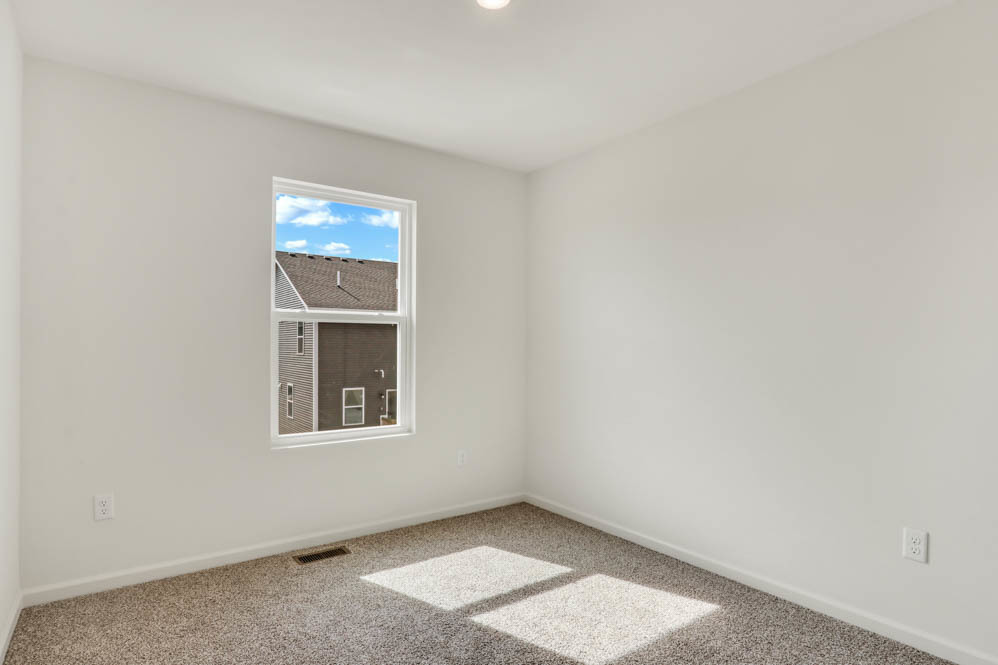2702 Arrowhead Drive Property Photo 19