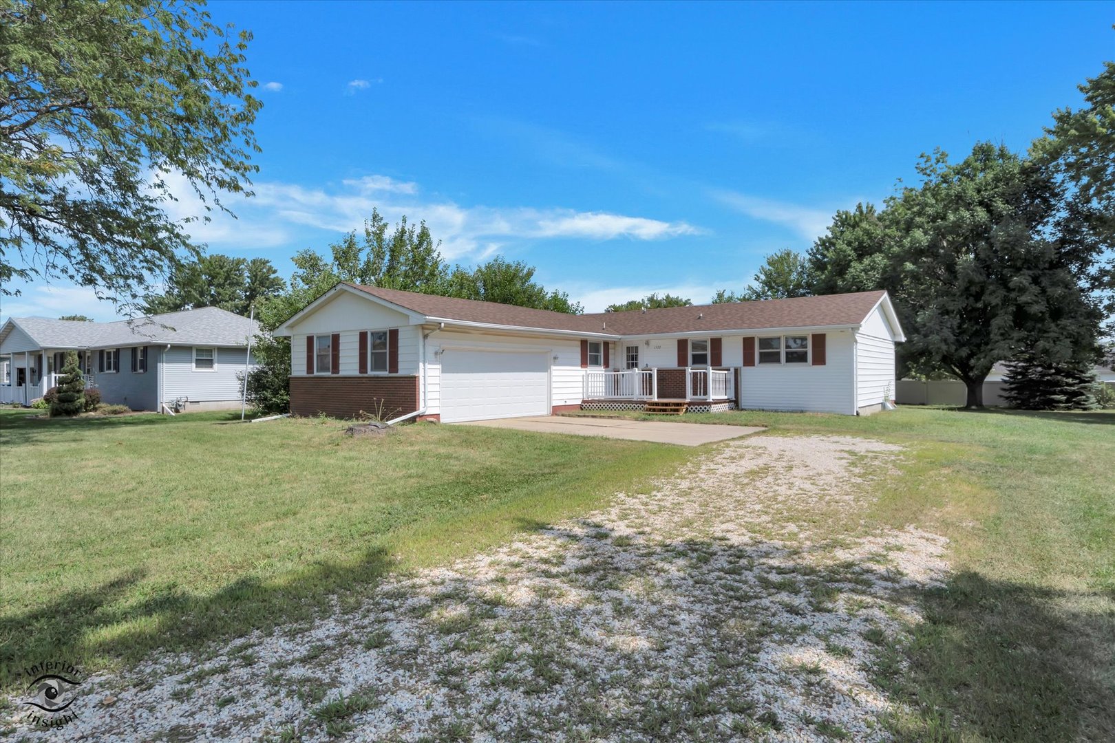 1572 Cardinal Drive Property Photo 1