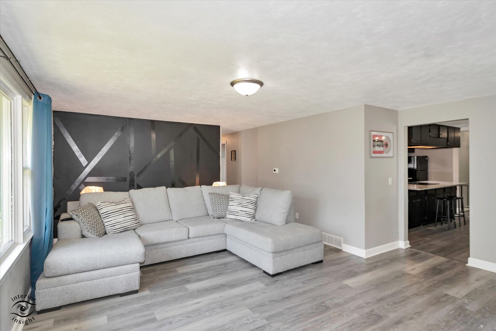 1572 Cardinal Drive Property Photo 4