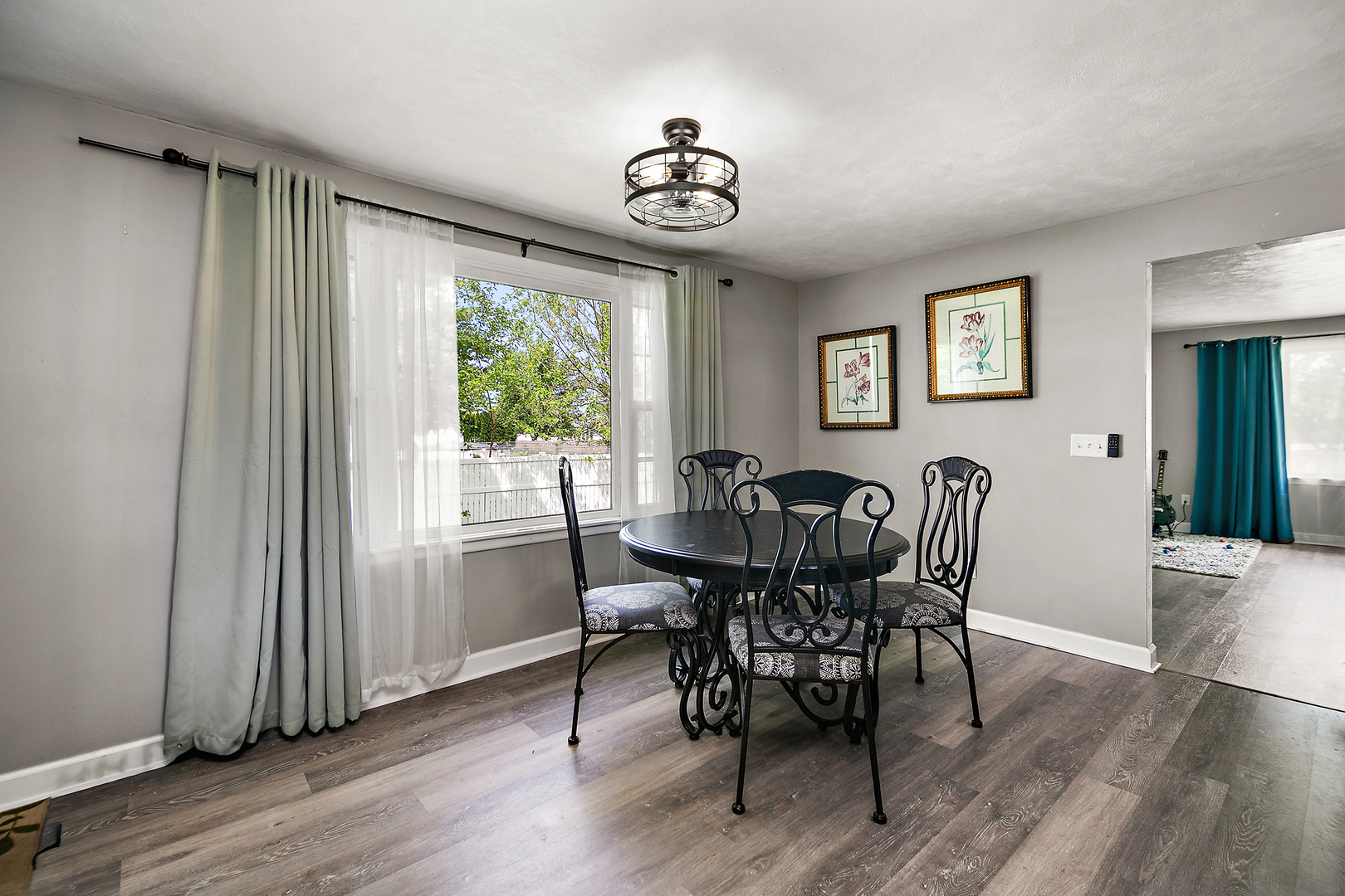 1572 Cardinal Drive Property Photo 8