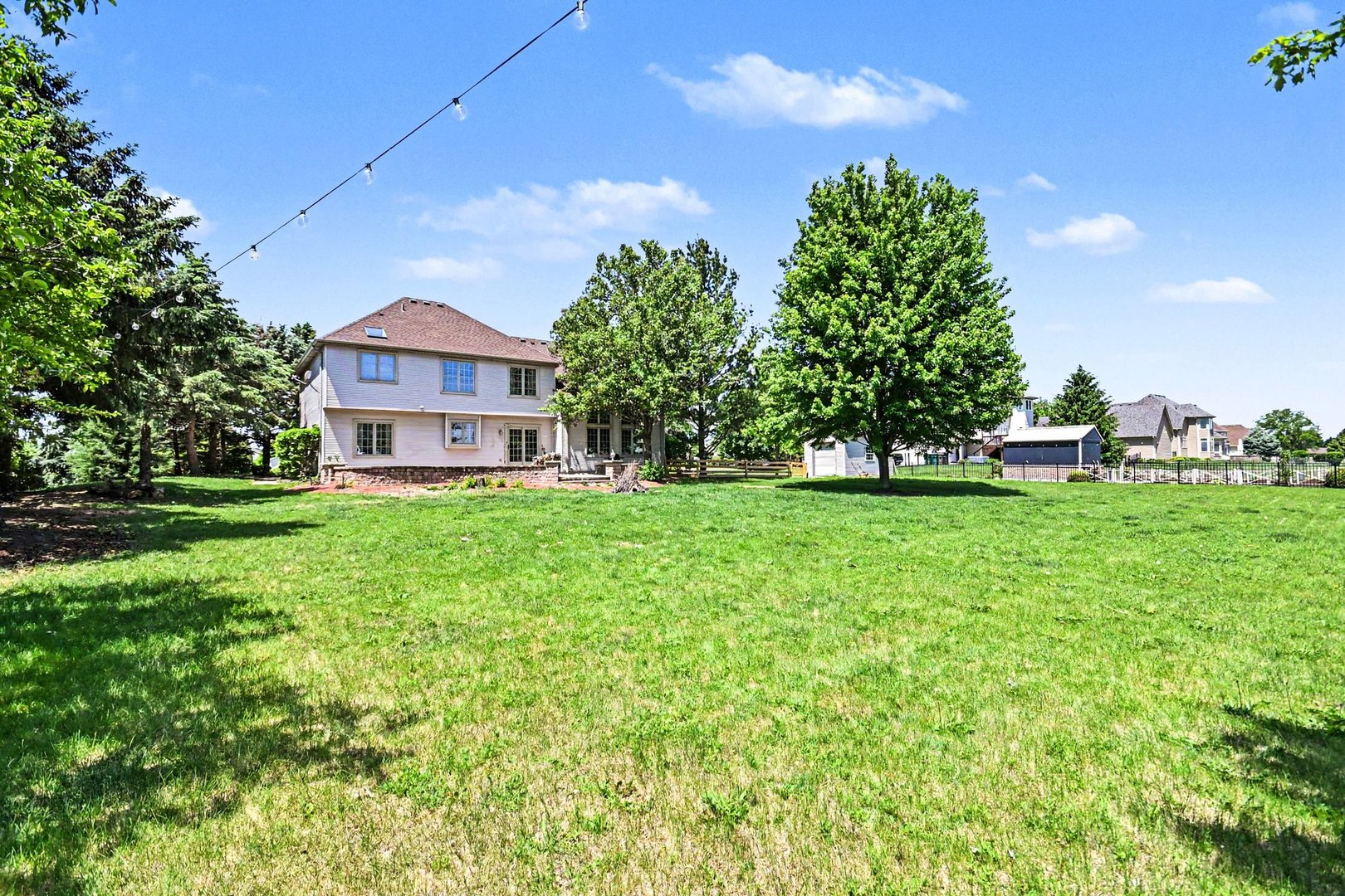 19057 S Saddlebrook Drive Property Photo 3