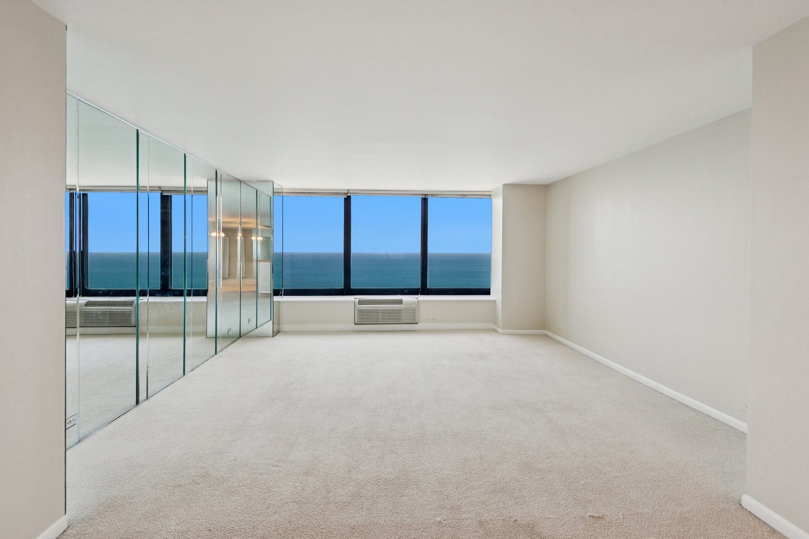 155 N Harbor Drive 5410 Property Photo 4