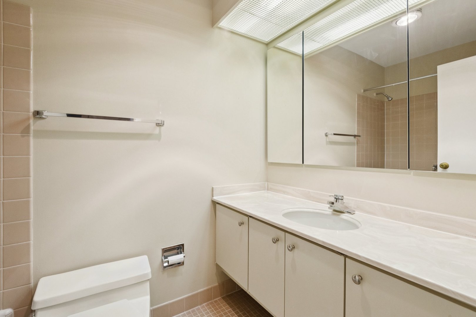 155 N Harbor Drive 5410 Property Photo 16