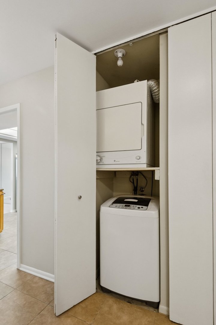 155 N Harbor Drive 5410 Property Photo 17