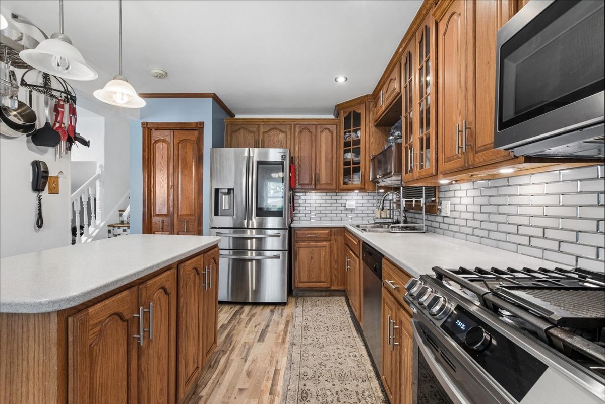 15622 Madison Avenue Property Photo 7