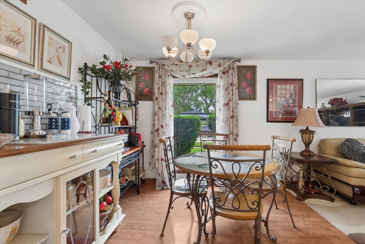 15622 Madison Avenue Property Photo 11