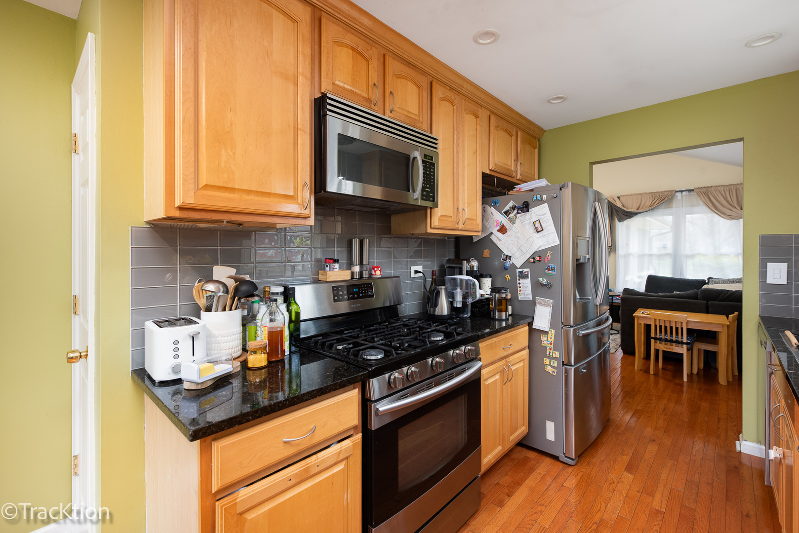 401 S Whispering Hills Drive Property Photo 4