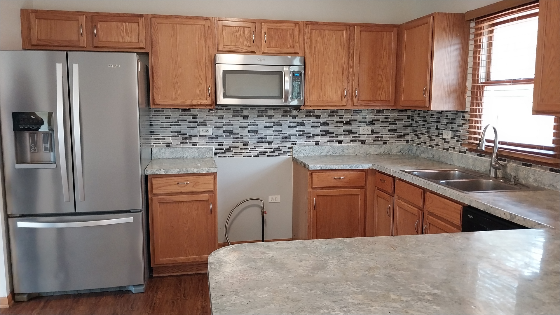 5420 Hillside Drive Property Photo 8