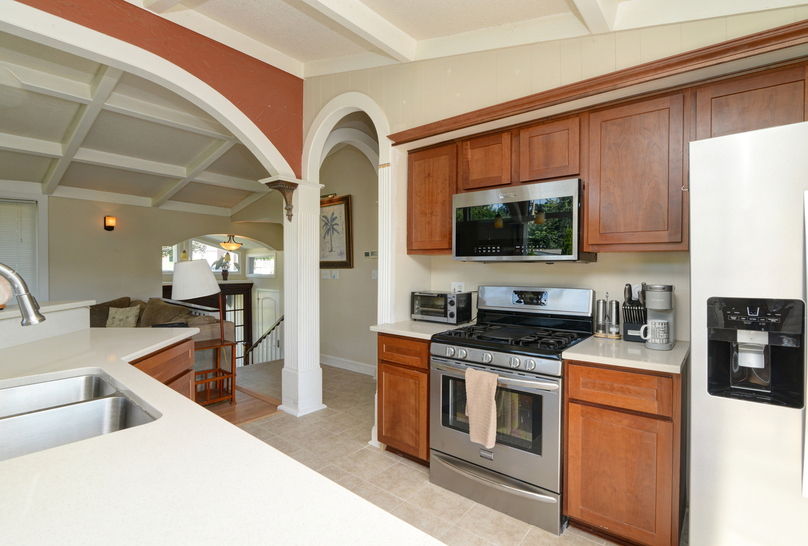 1627 Riverside Avenue Property Photo 12