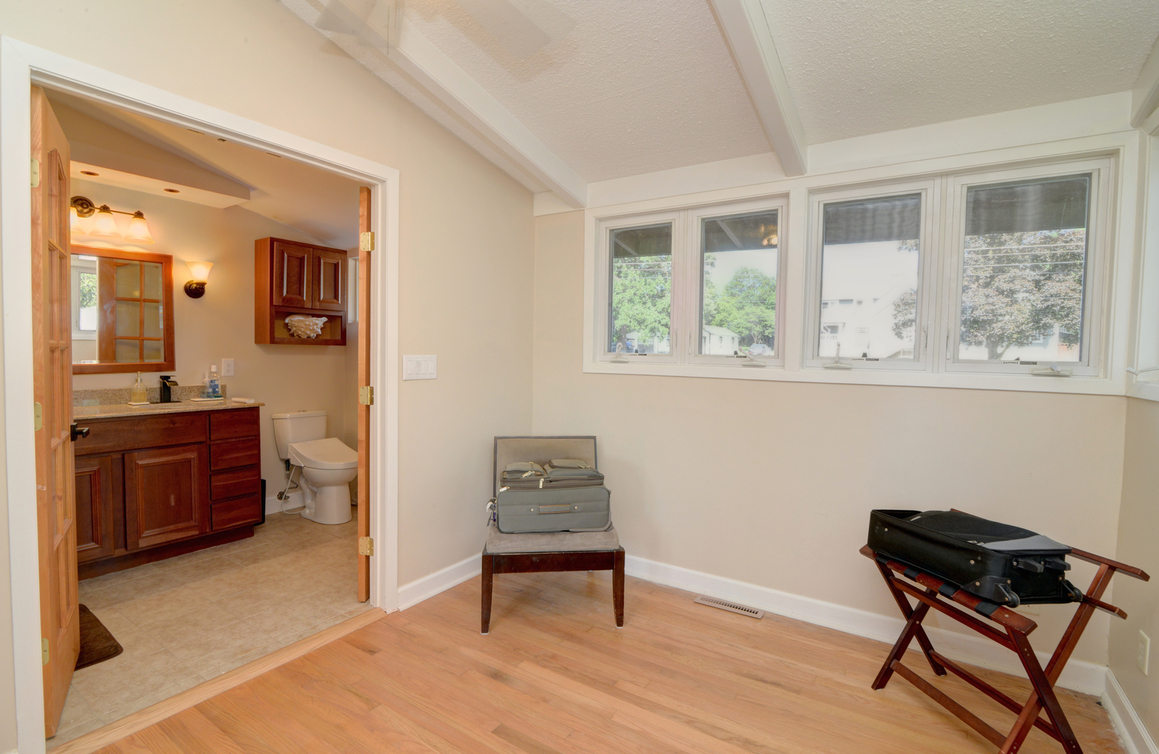 1627 Riverside Avenue Property Photo 19