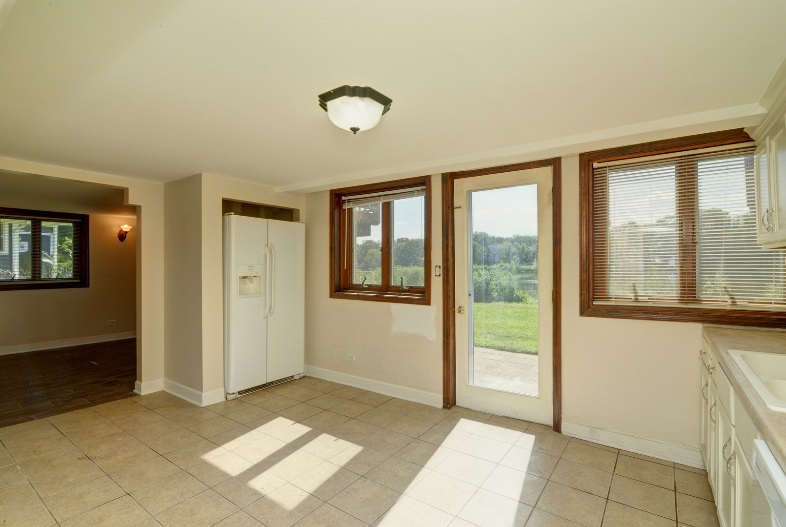 1627 Riverside Avenue Property Photo 31