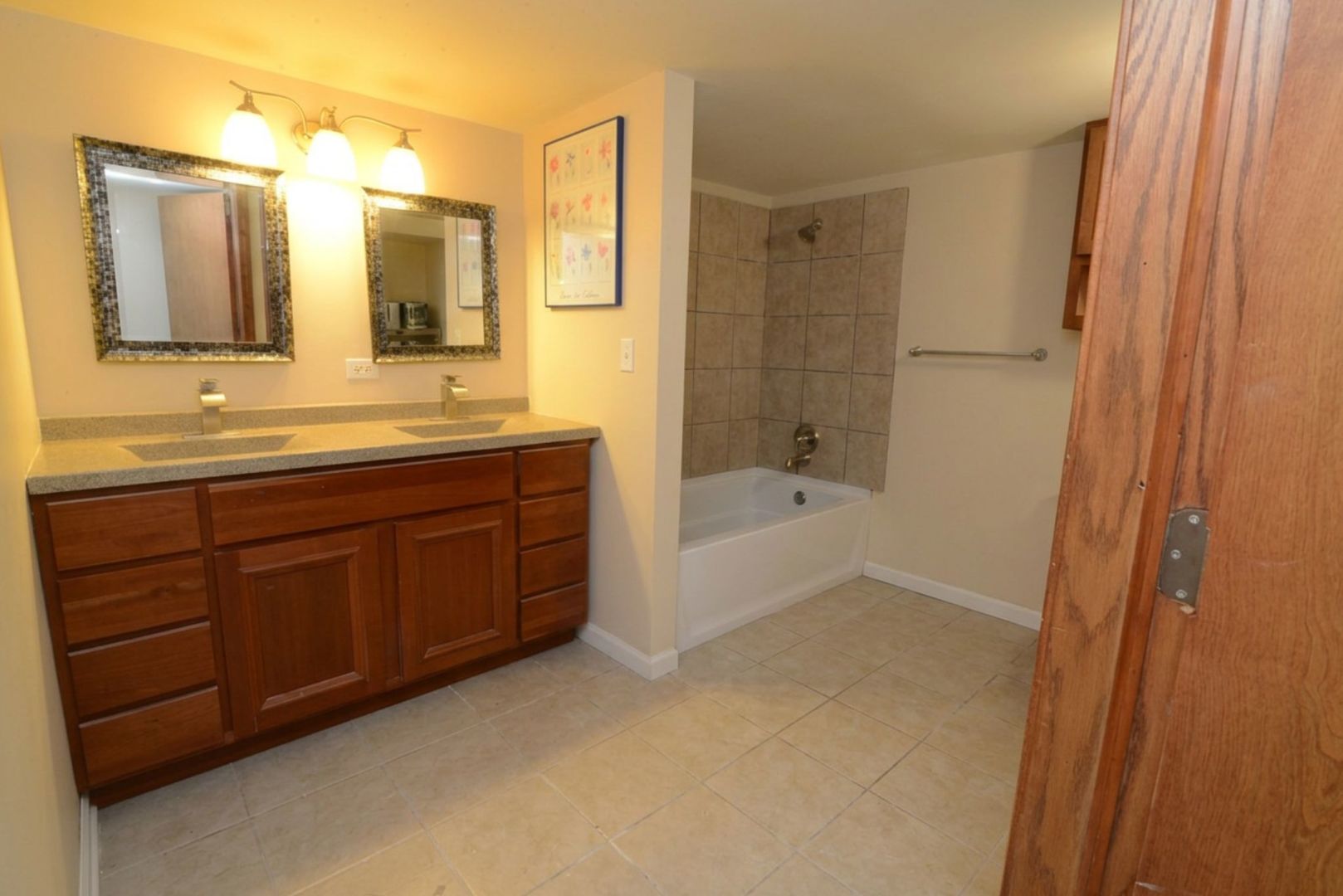 1627 Riverside Avenue Property Photo 36