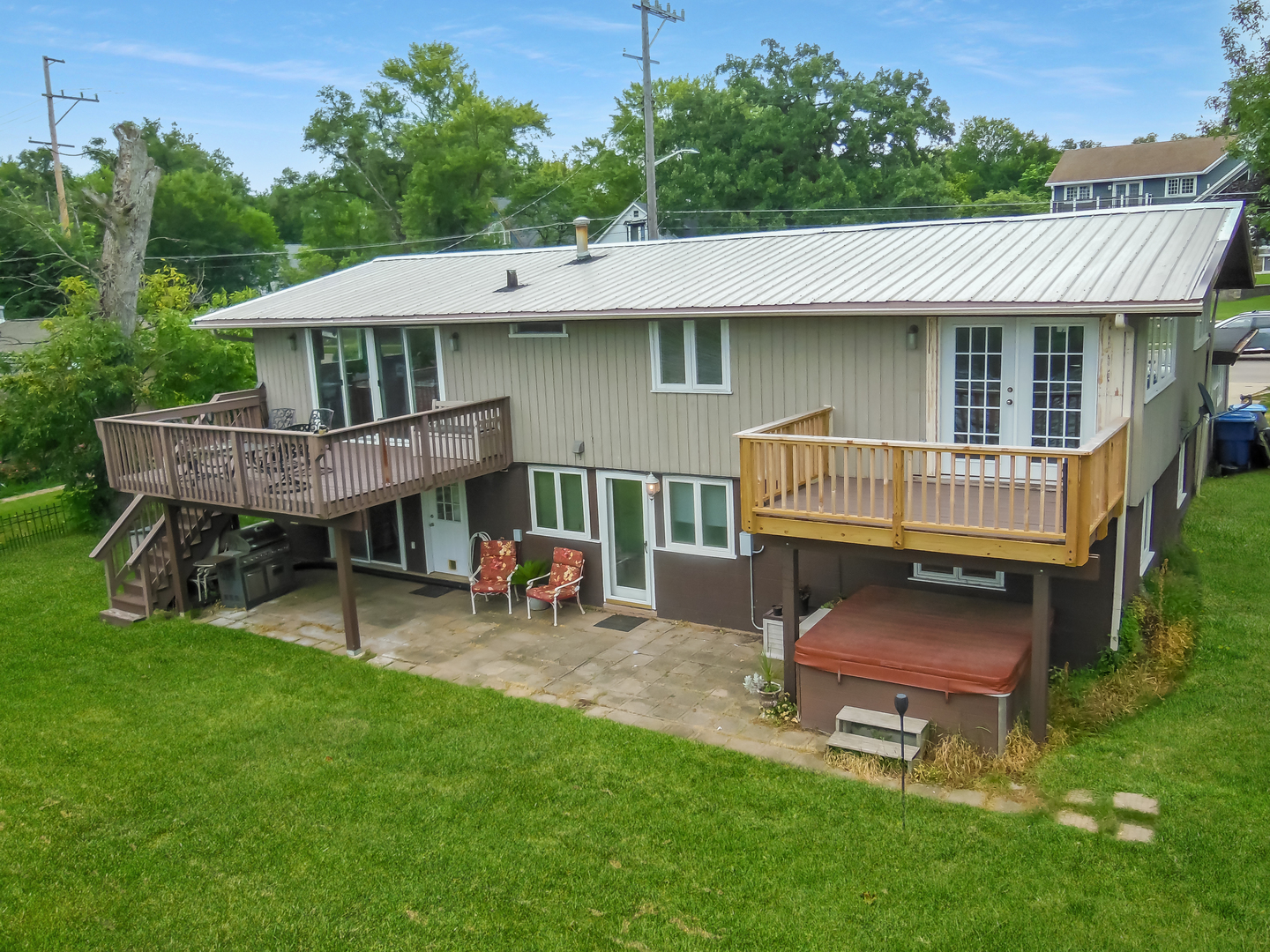 1627 Riverside Avenue Property Photo 37