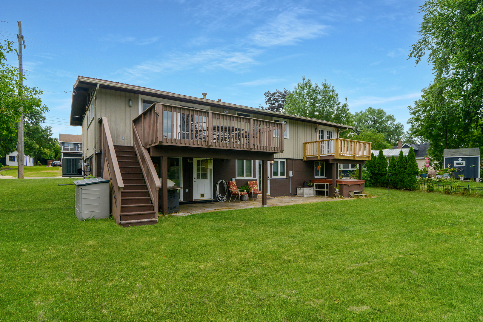 1627 Riverside Avenue Property Photo 45