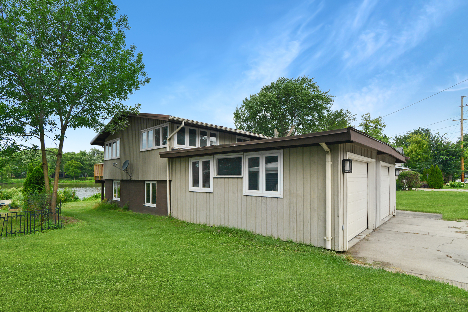 1627 Riverside Avenue Property Photo 47