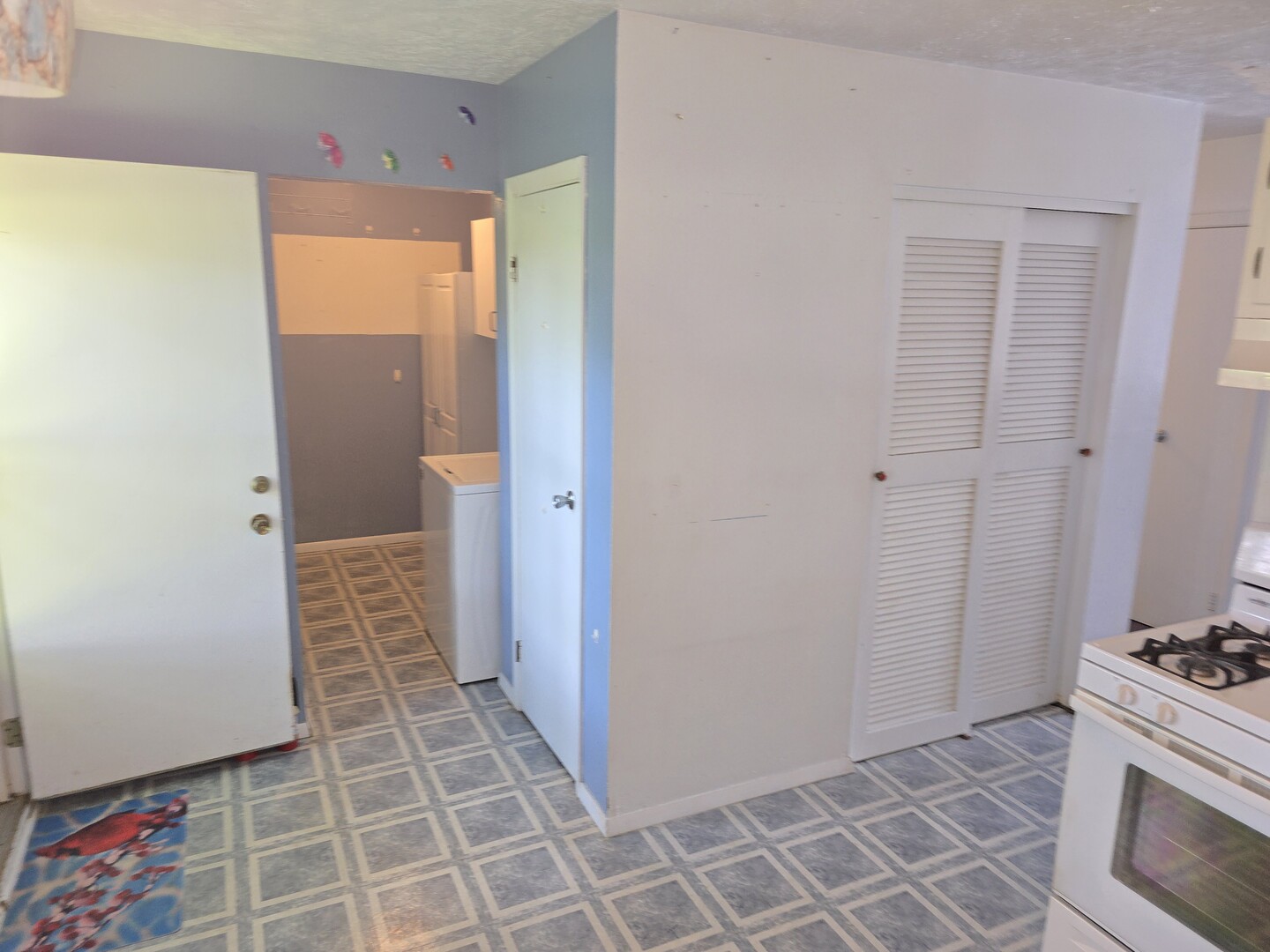 800 E Main Street Property Photo 4