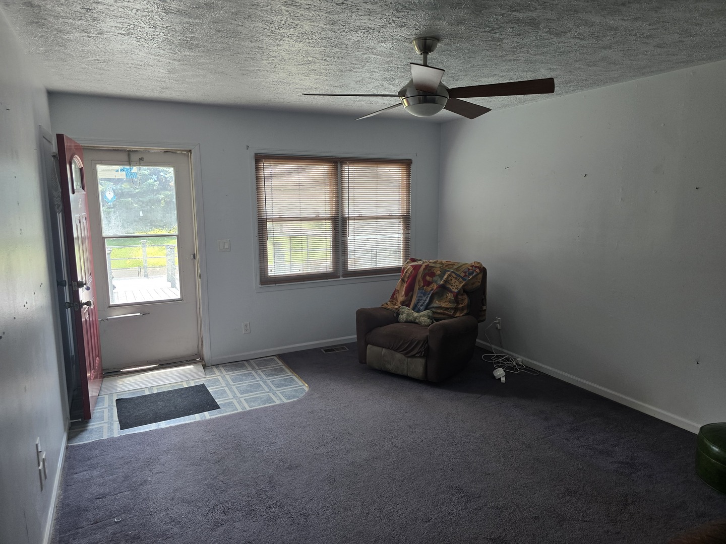 800 E Main Street Property Photo 5