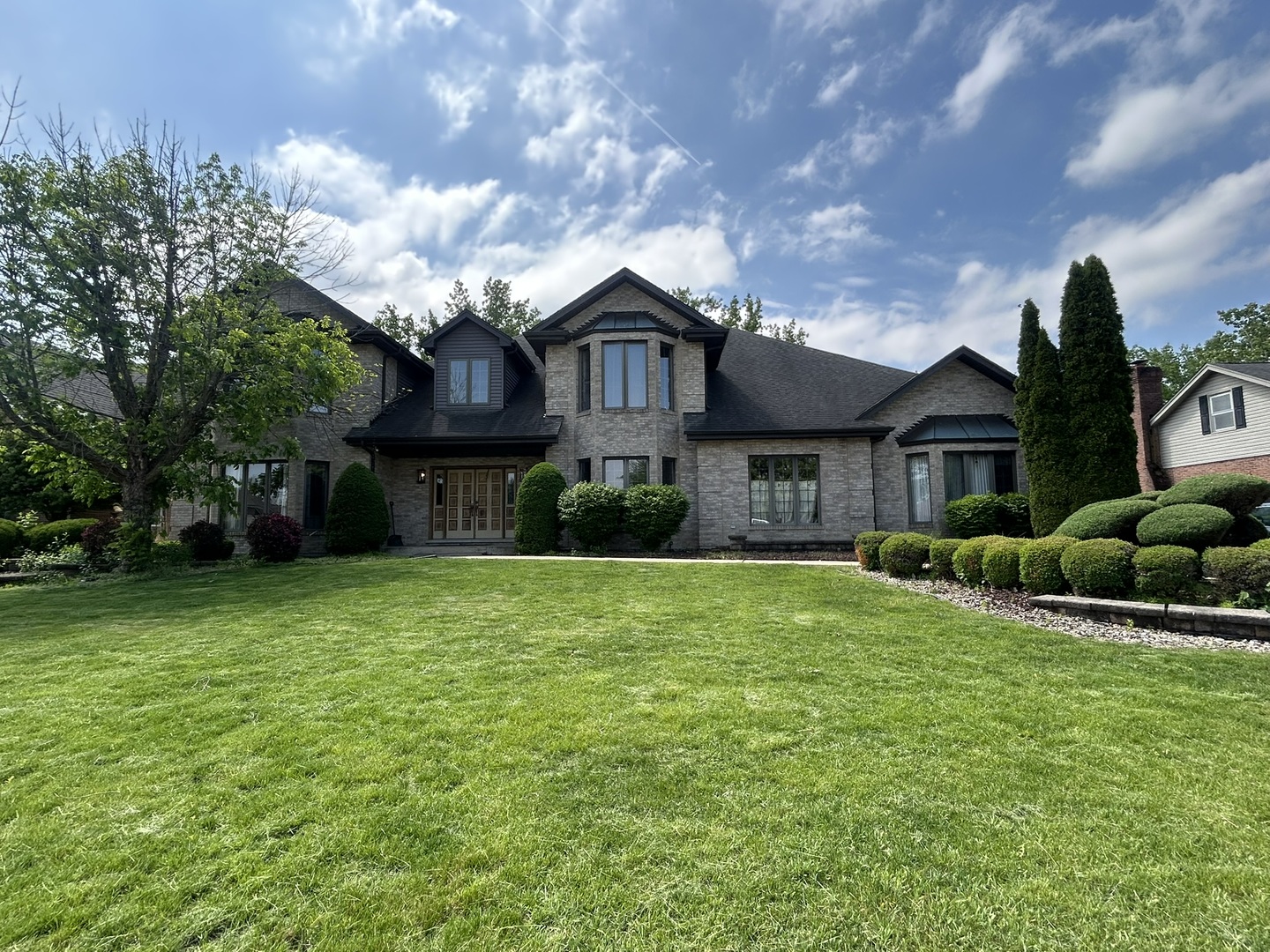 3050 London Drive Property Photo 1