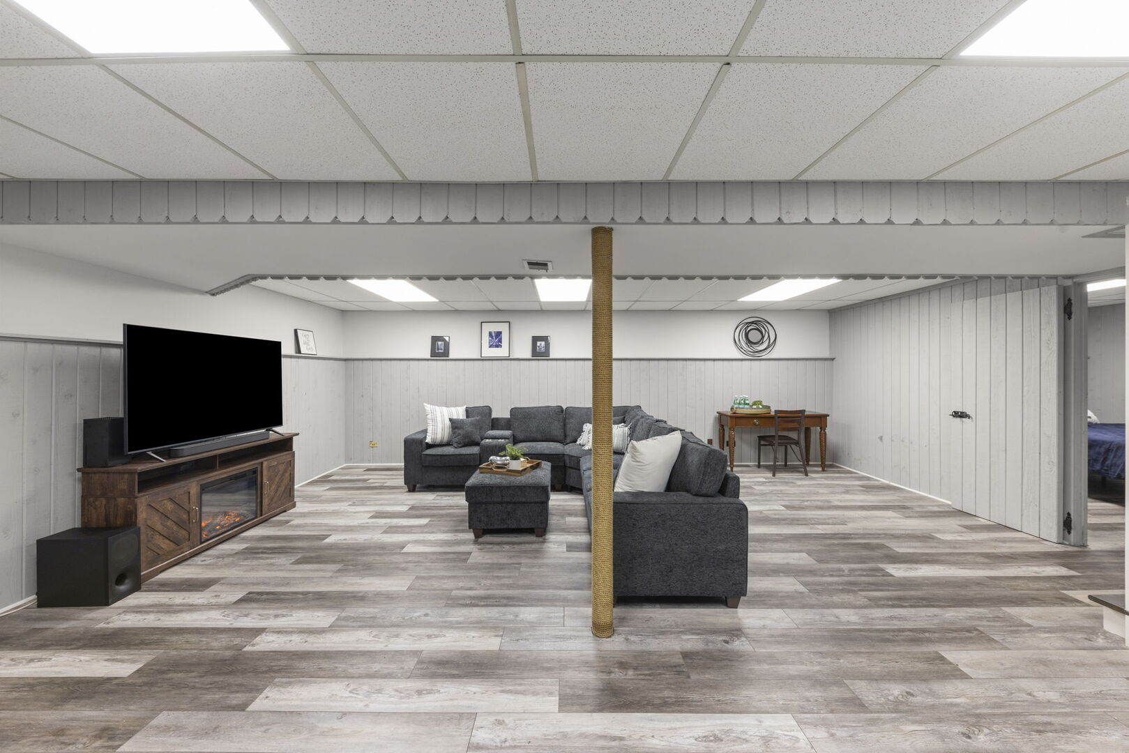 648 S Main Street Property Photo 27