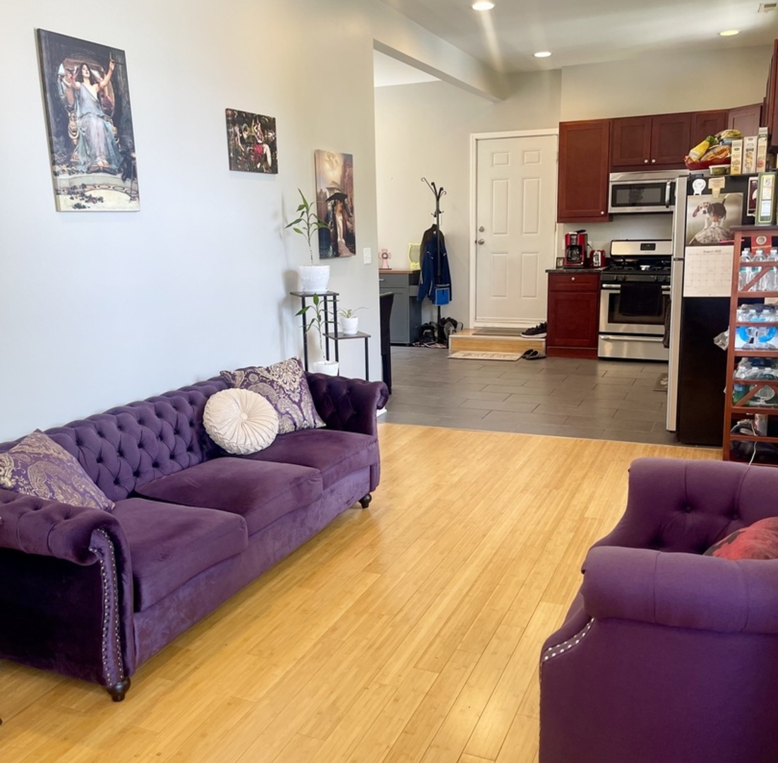 3741 W Le Moyne Street Property Photo 11