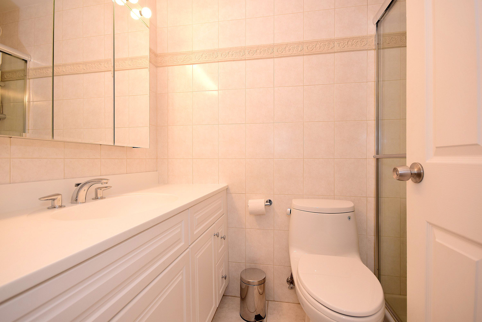 211 E Ohio Street 2721 Property Photo 19