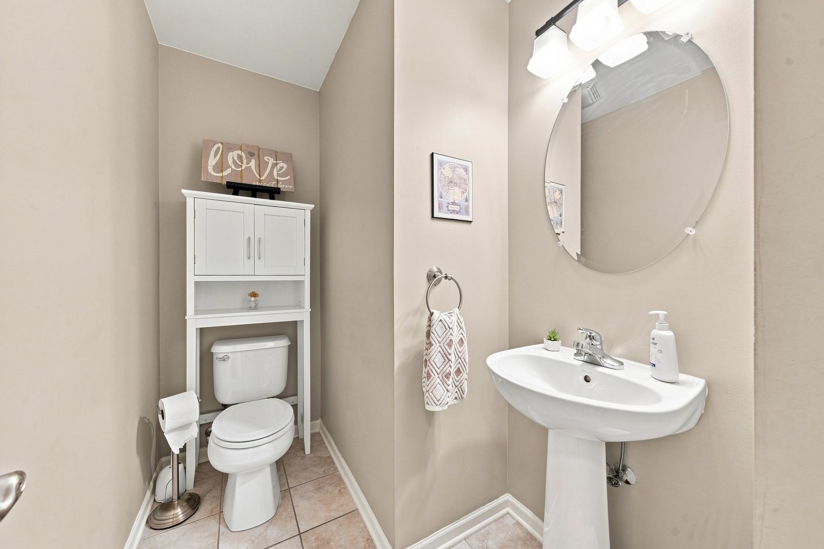 1493 Yosemite Circle Property Photo 12