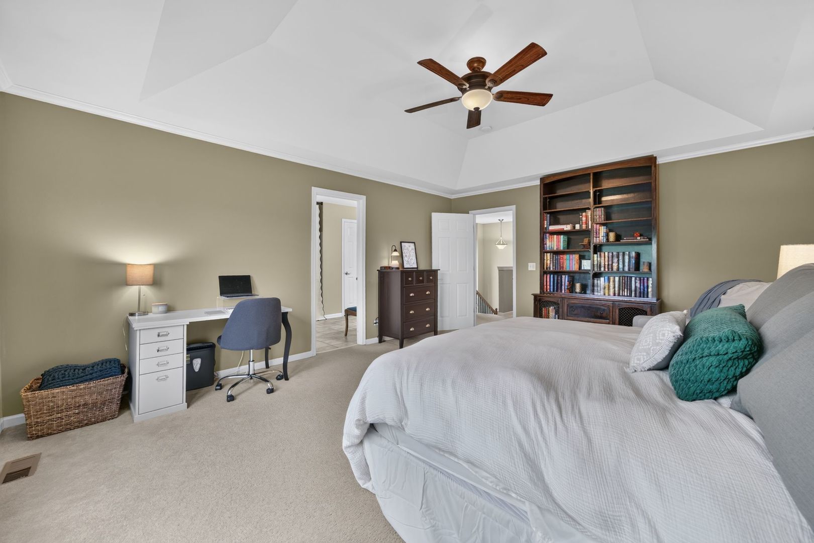 1493 Yosemite Circle Property Photo 14