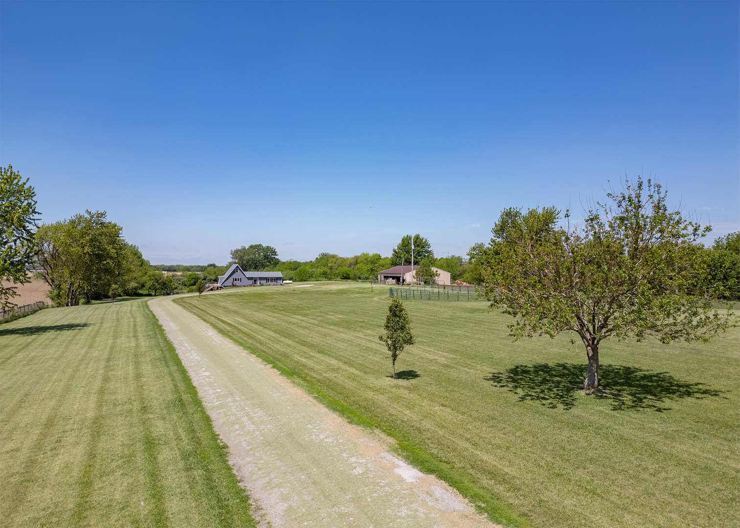 1042 290th Street Property Photo 3