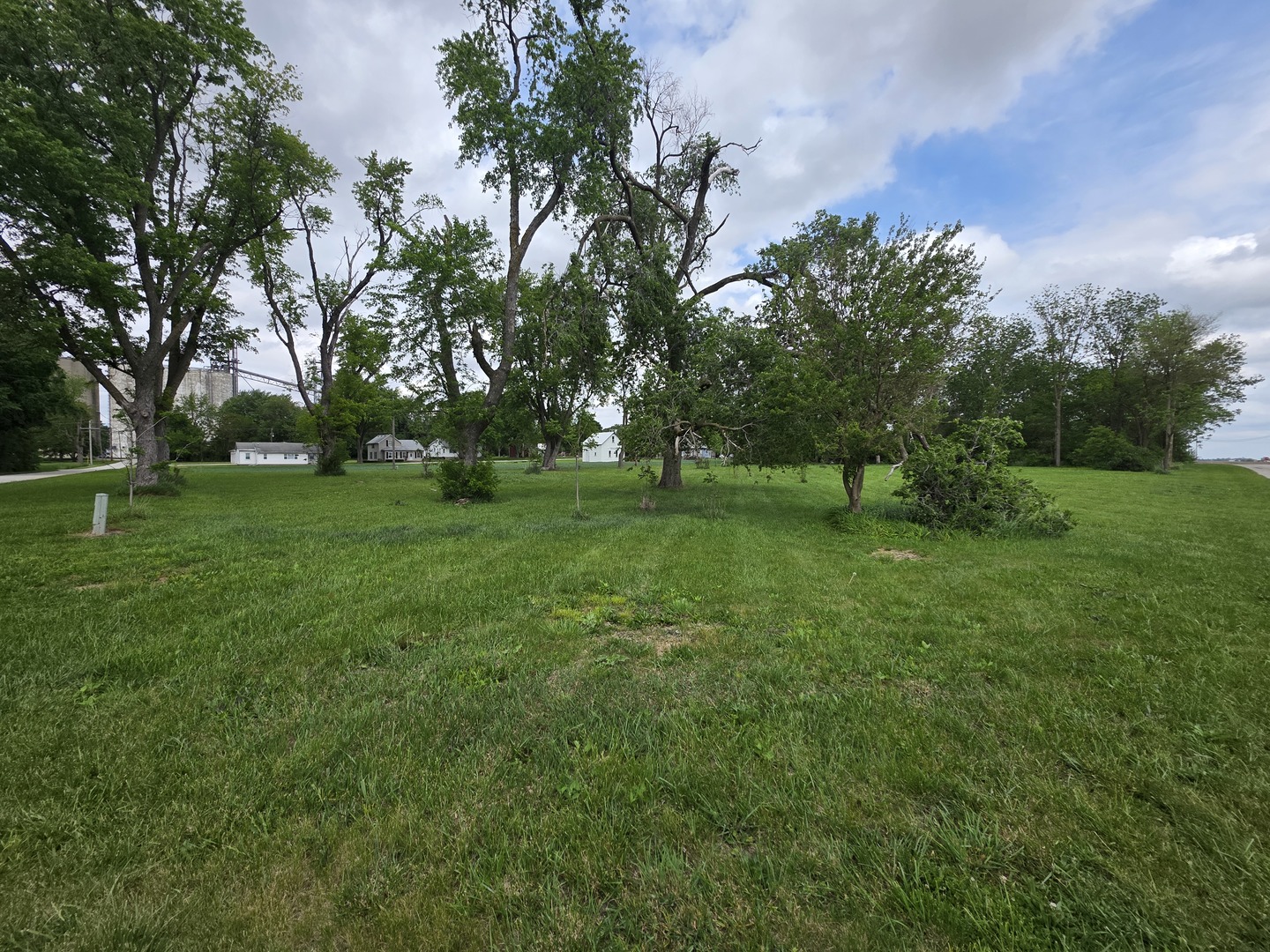 31263 2nd Street Property Photo 1