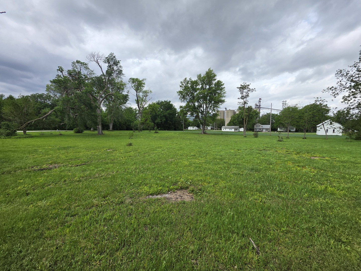 31263 2nd Street Property Photo 3