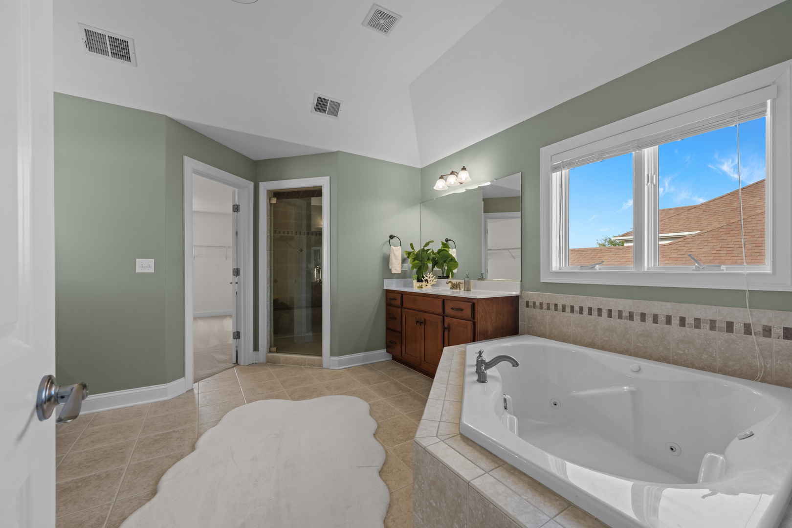 402 Deerfield Drive Property Photo 30