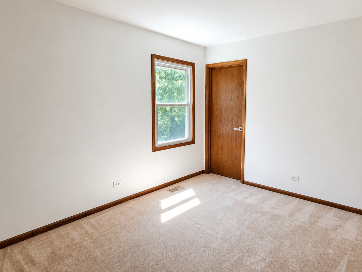 17807 Stonebridge Drive Property Photo 15