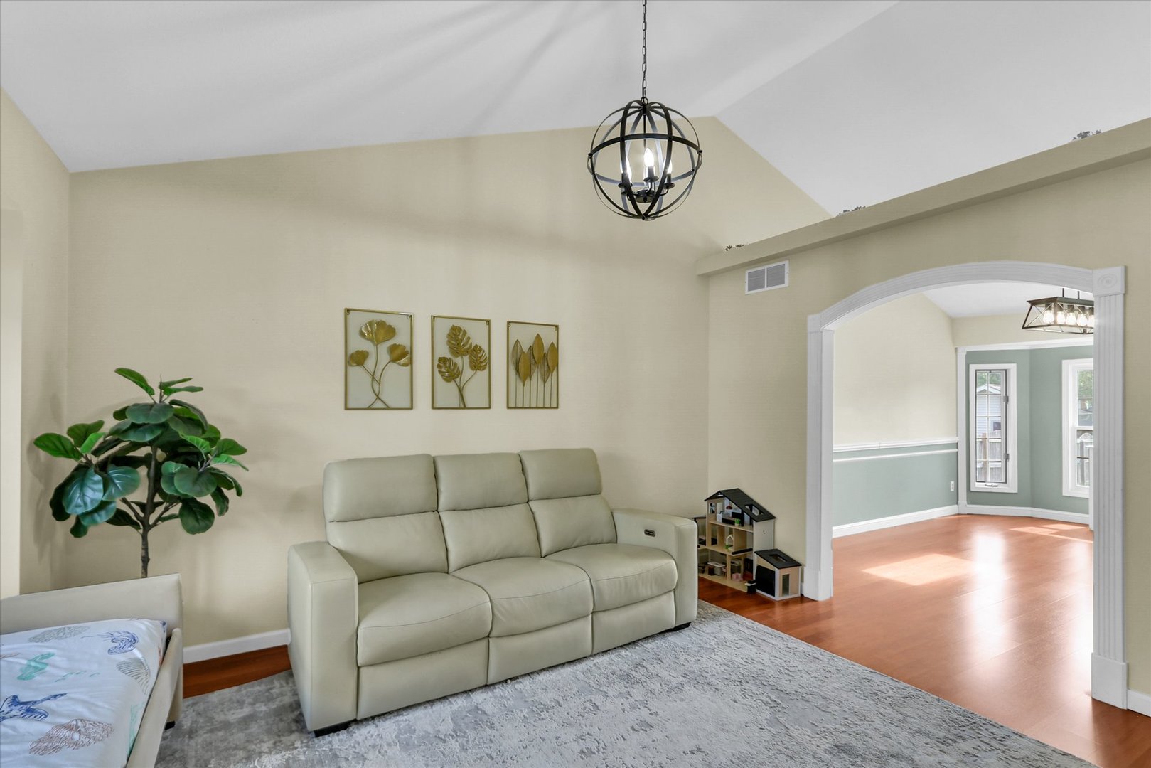 800 Lavender Drive Property Photo 7