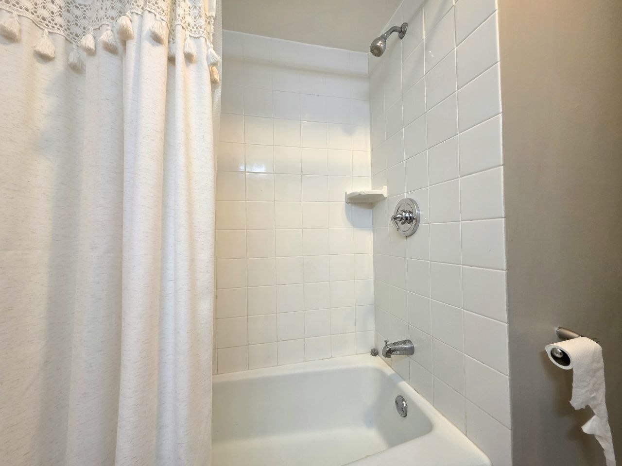5139 N East River Road 162f Property Photo 15