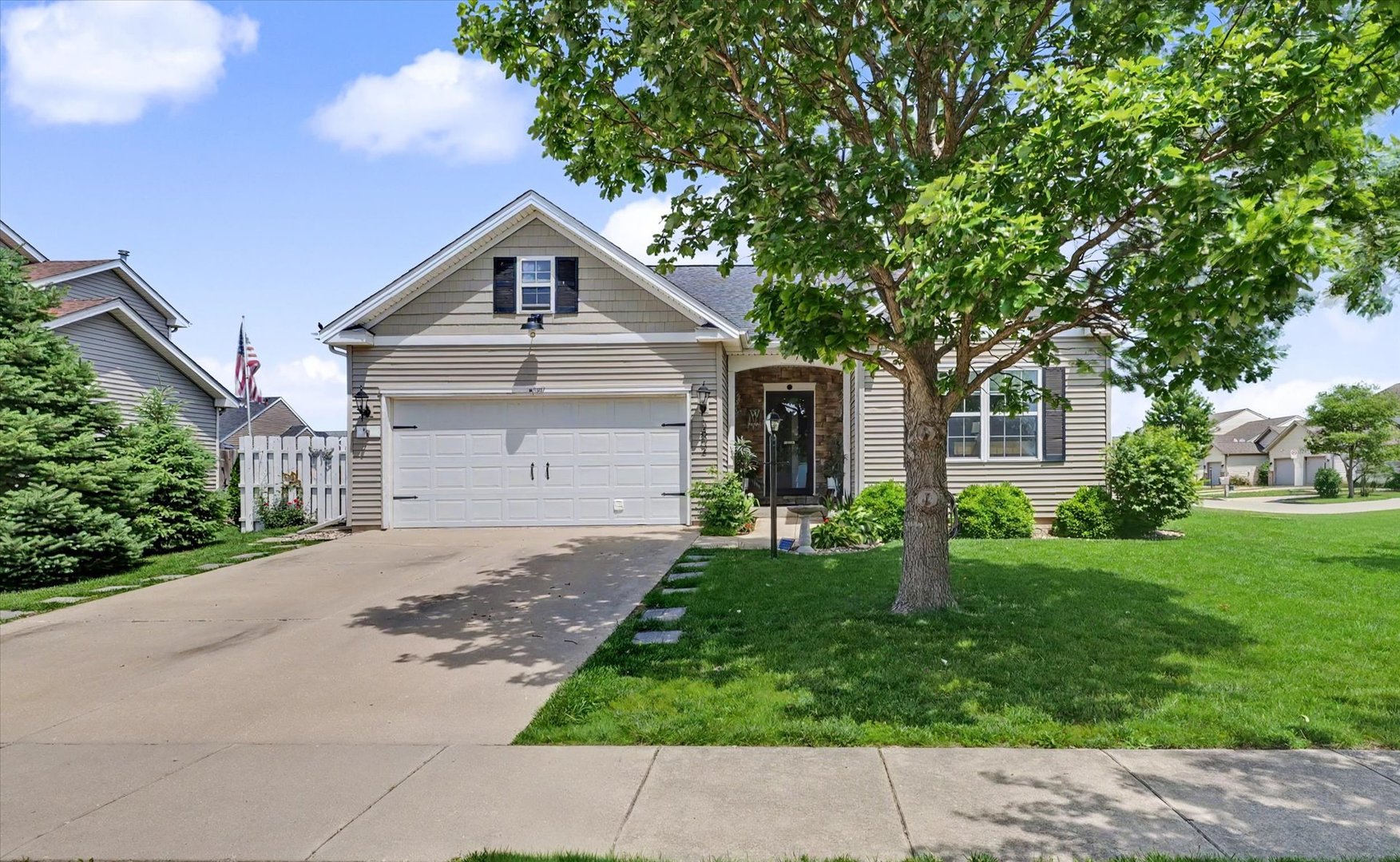 3802 Sandstone Drive Property Photo 3