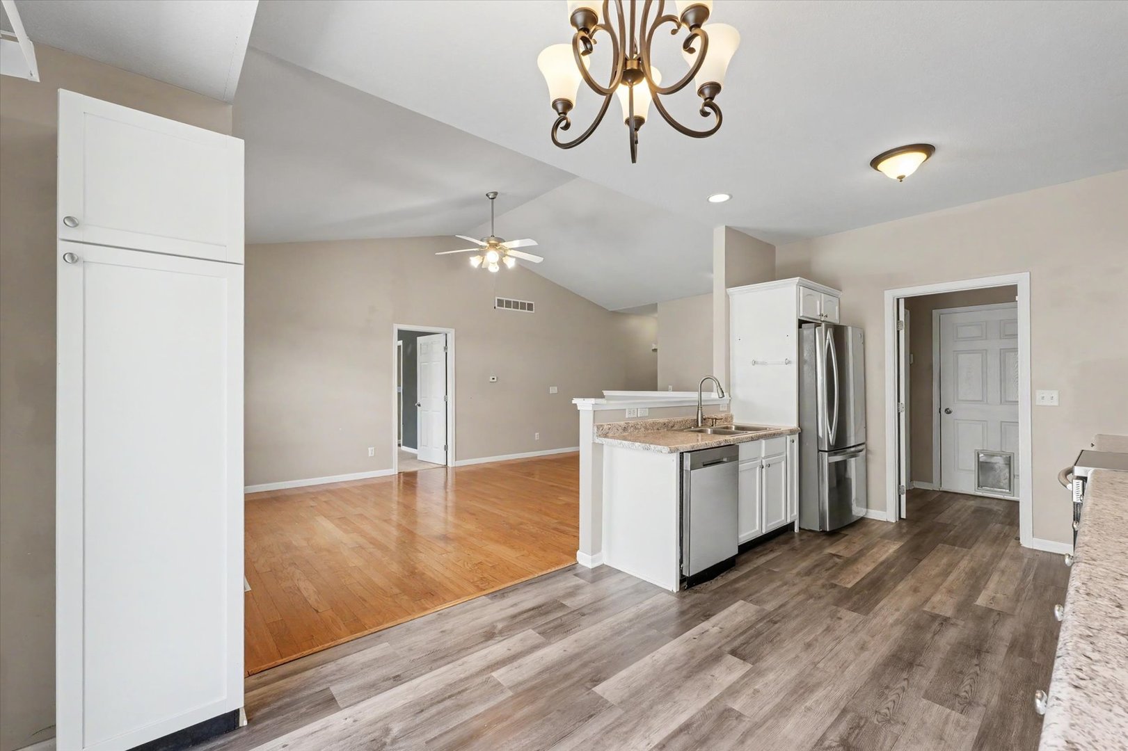 3802 Sandstone Drive Property Photo 10