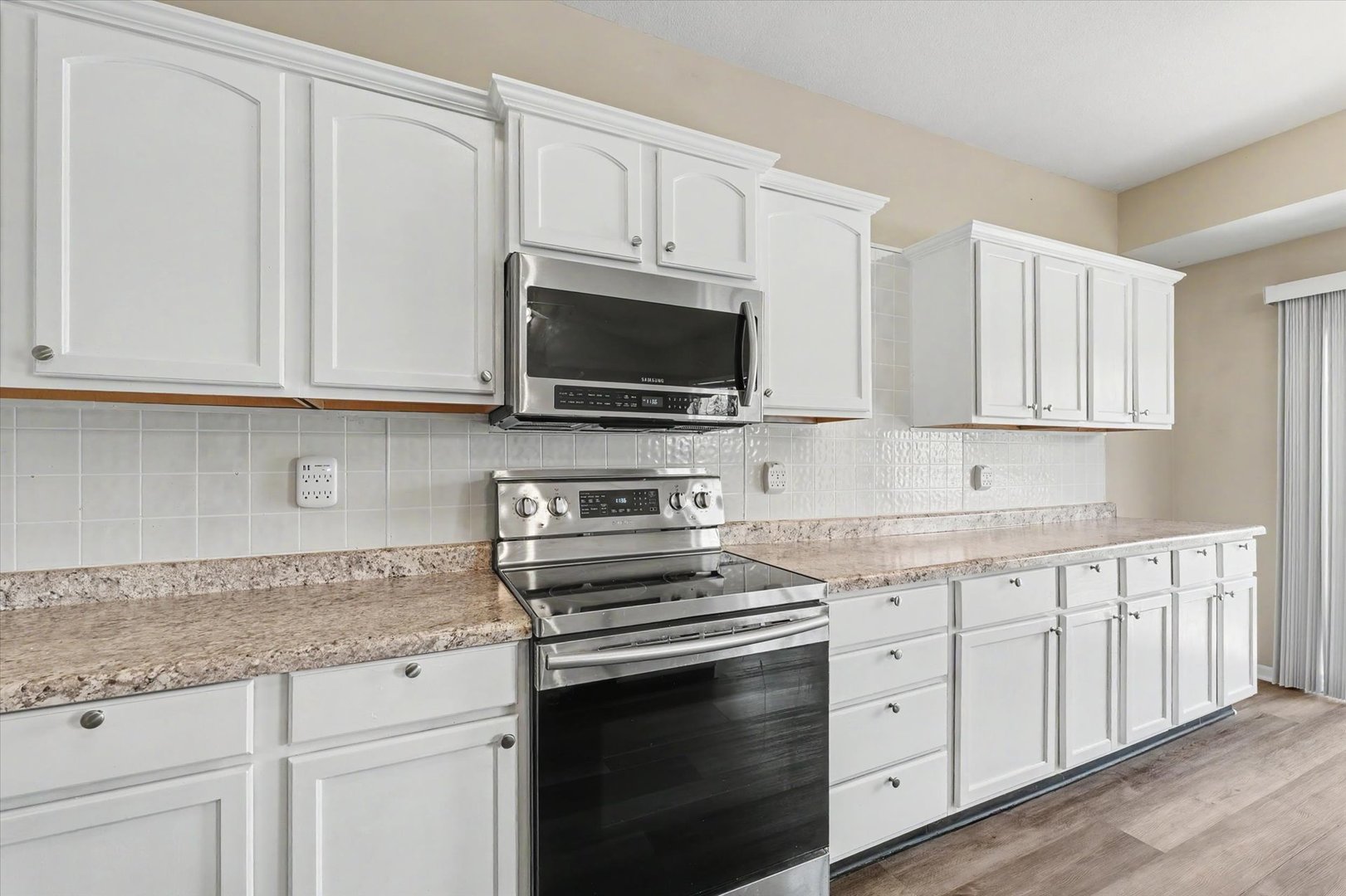 3802 Sandstone Drive Property Photo 15