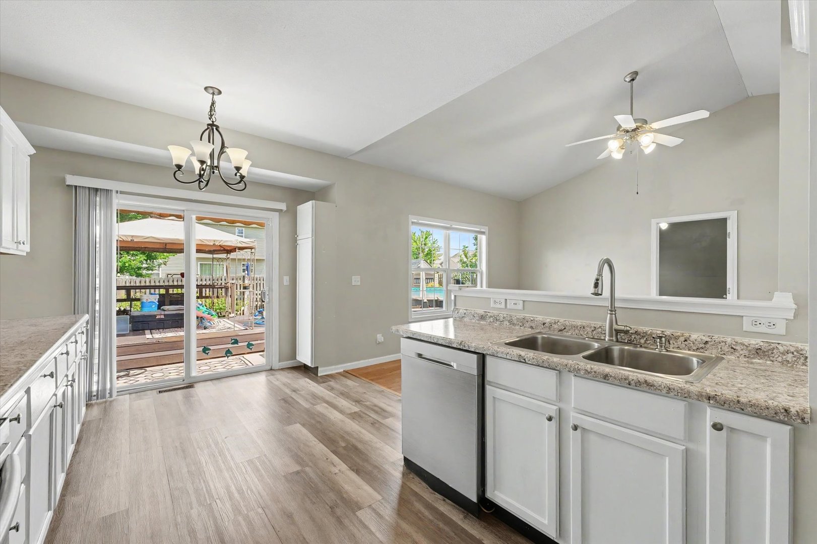 3802 Sandstone Drive Property Photo 16