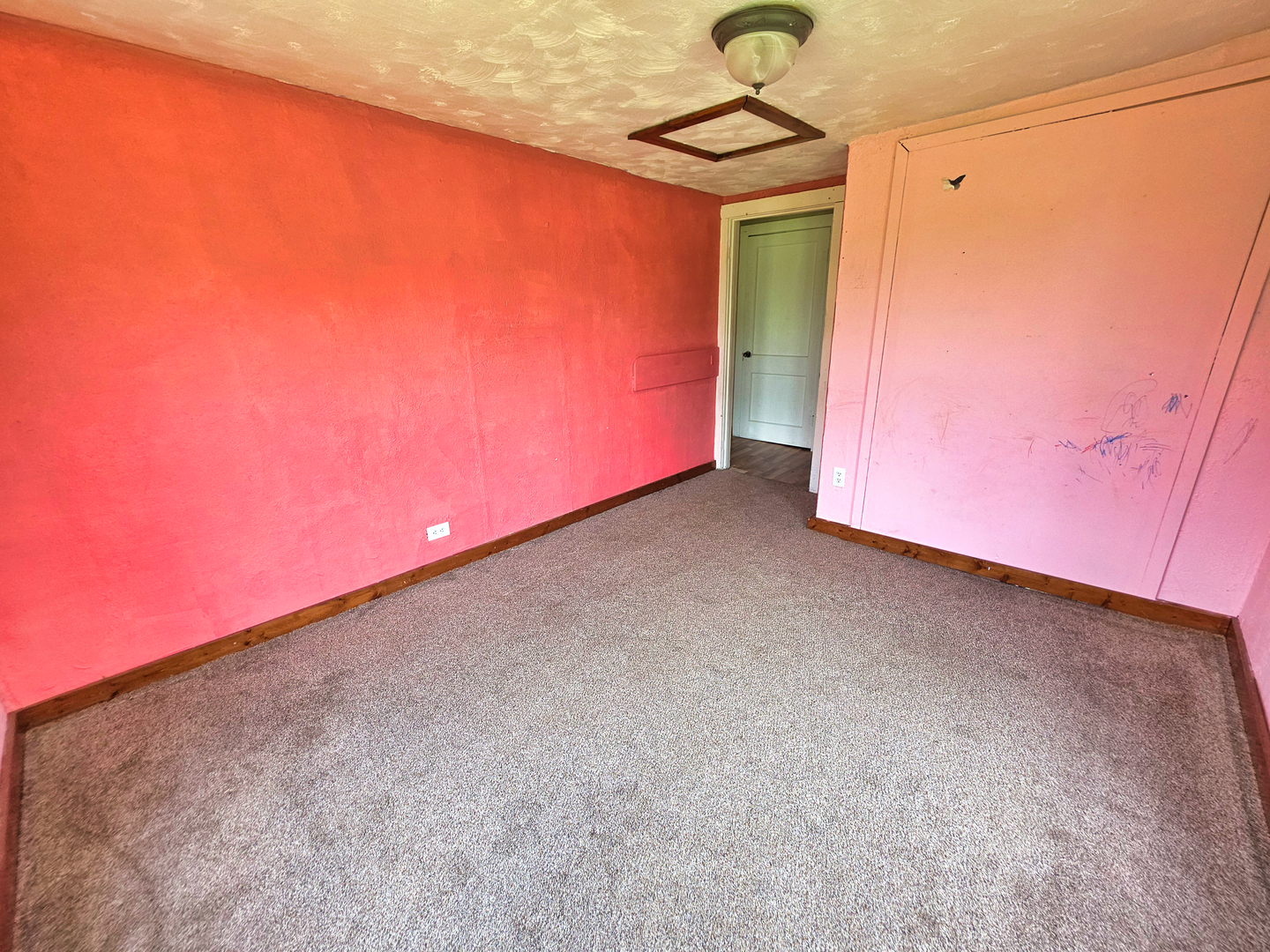 343 S 1st Street Property Photo 28