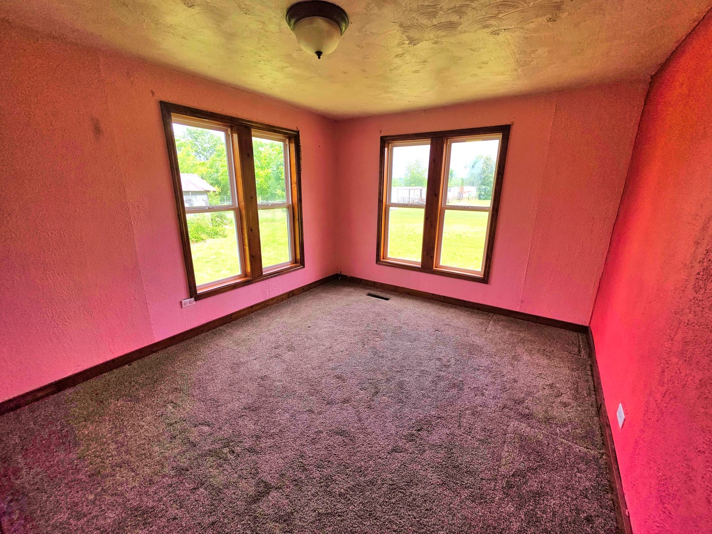 343 S 1st Street Property Photo 29