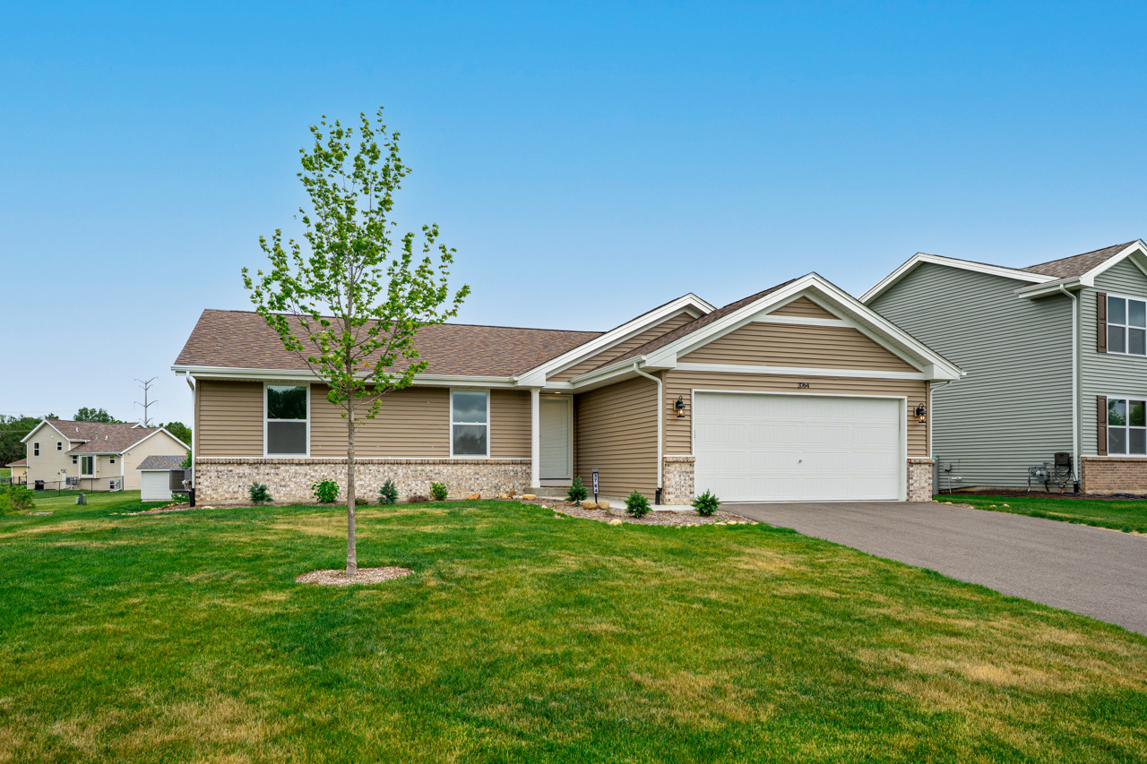 3764 Scarlet Oak Drive Property Photo 1