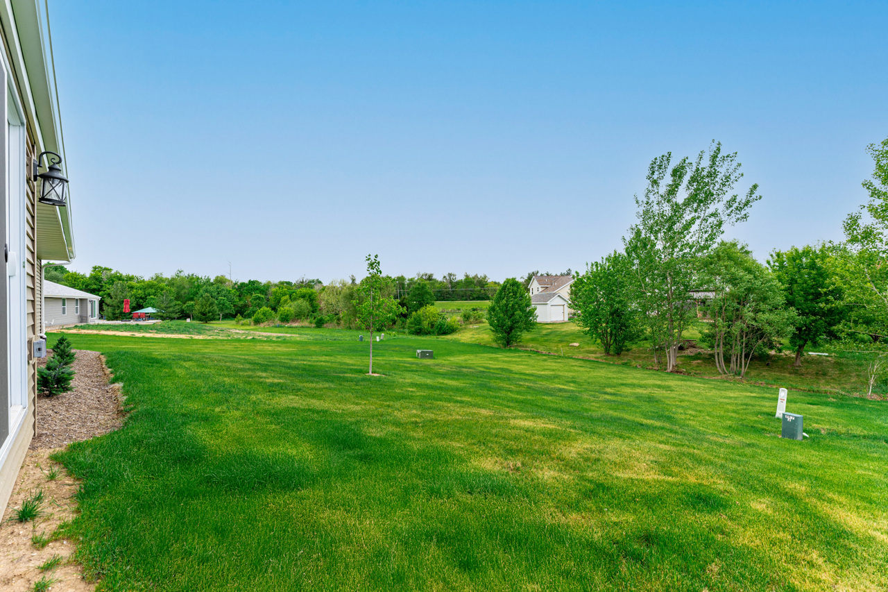 3764 Scarlet Oak Drive Property Photo 16