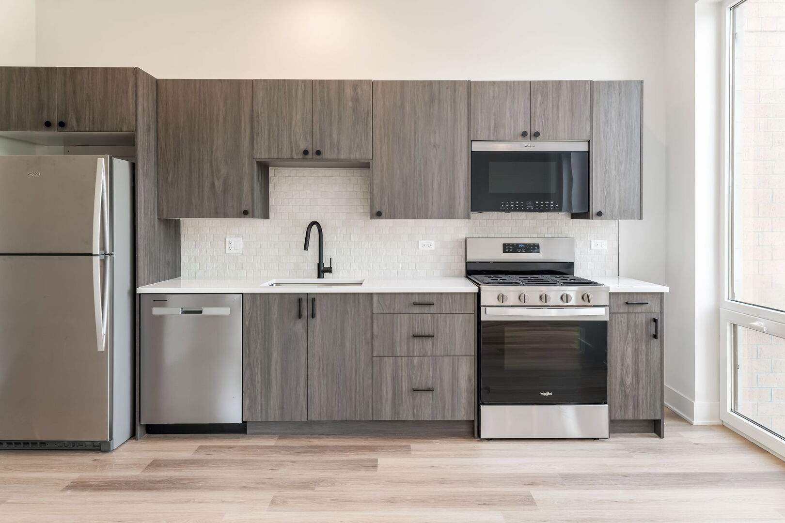 224 S Ashland Avenue 209 Property Photo 2