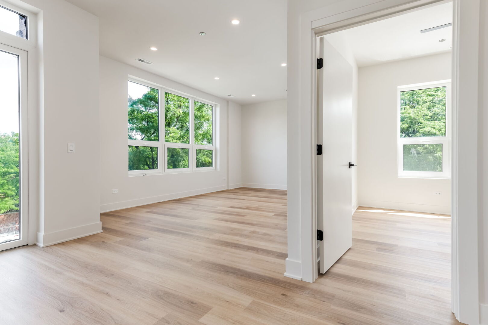224 S Ashland Avenue 209 Property Photo 8